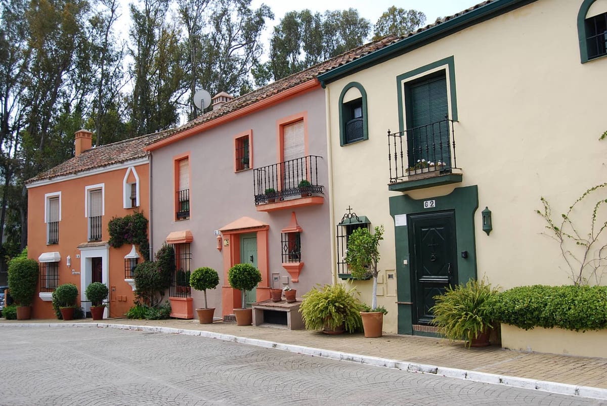 Pareado de 3 habitaciones en Guadalmina en venta - 600.000 € (Ref: 9743980)