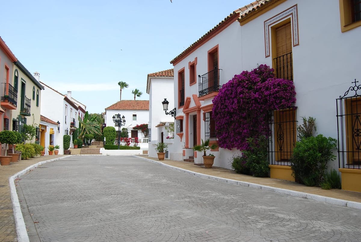 3 bedroom Semi-detached Villa for sale in Guadalmina - € 600,000 (Ref: 9743980)