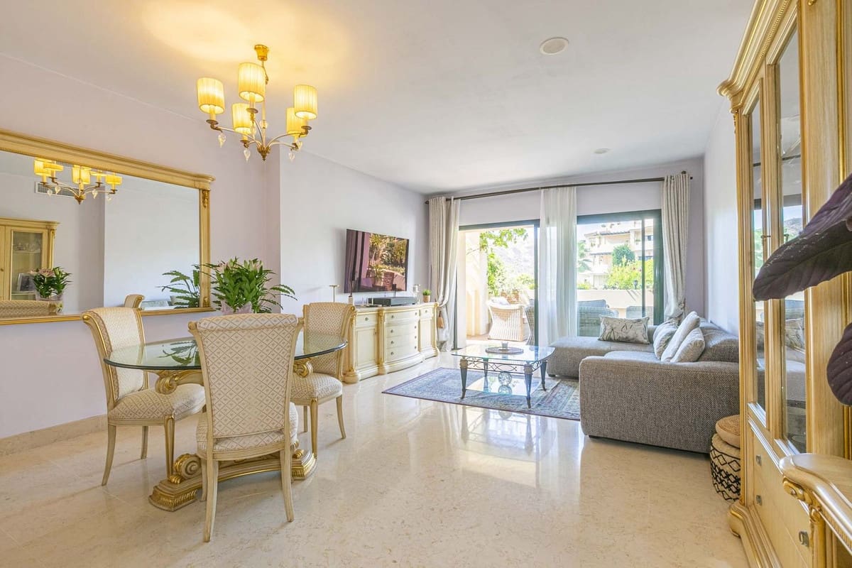 3 soverom Leilighet til salgs i Benahavis med svømmebasseng garasje - € 880 000 (Ref: 9804534)