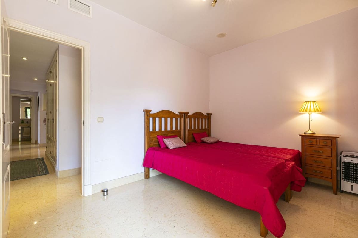 3 soverom Leilighet til salgs i Benahavis med svømmebasseng garasje - € 880 000 (Ref: 9804534)