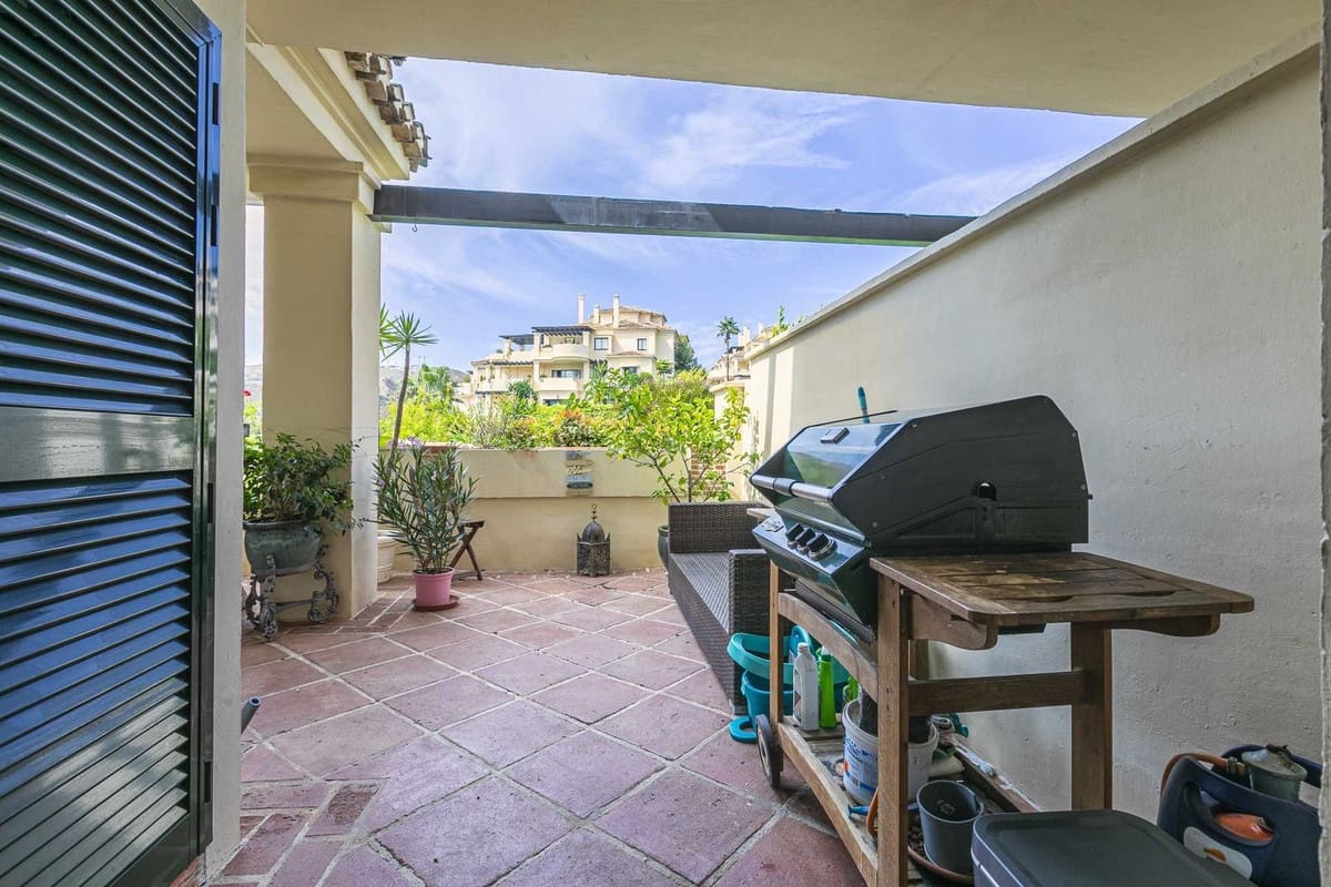 3 soverom Leilighet til salgs i Benahavis med svømmebasseng garasje - € 880 000 (Ref: 9804534)