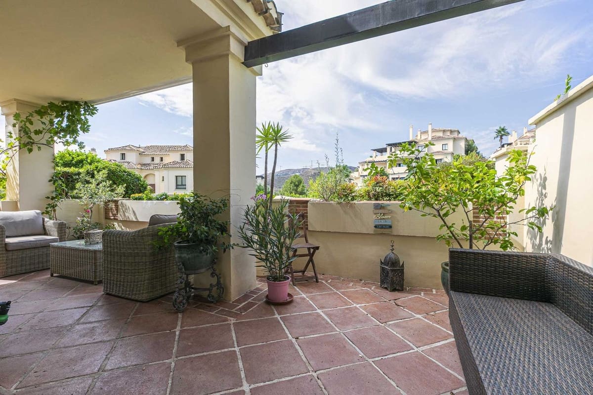 3 soverom Leilighet til salgs i Benahavis med svømmebasseng garasje - € 880 000 (Ref: 9804534)