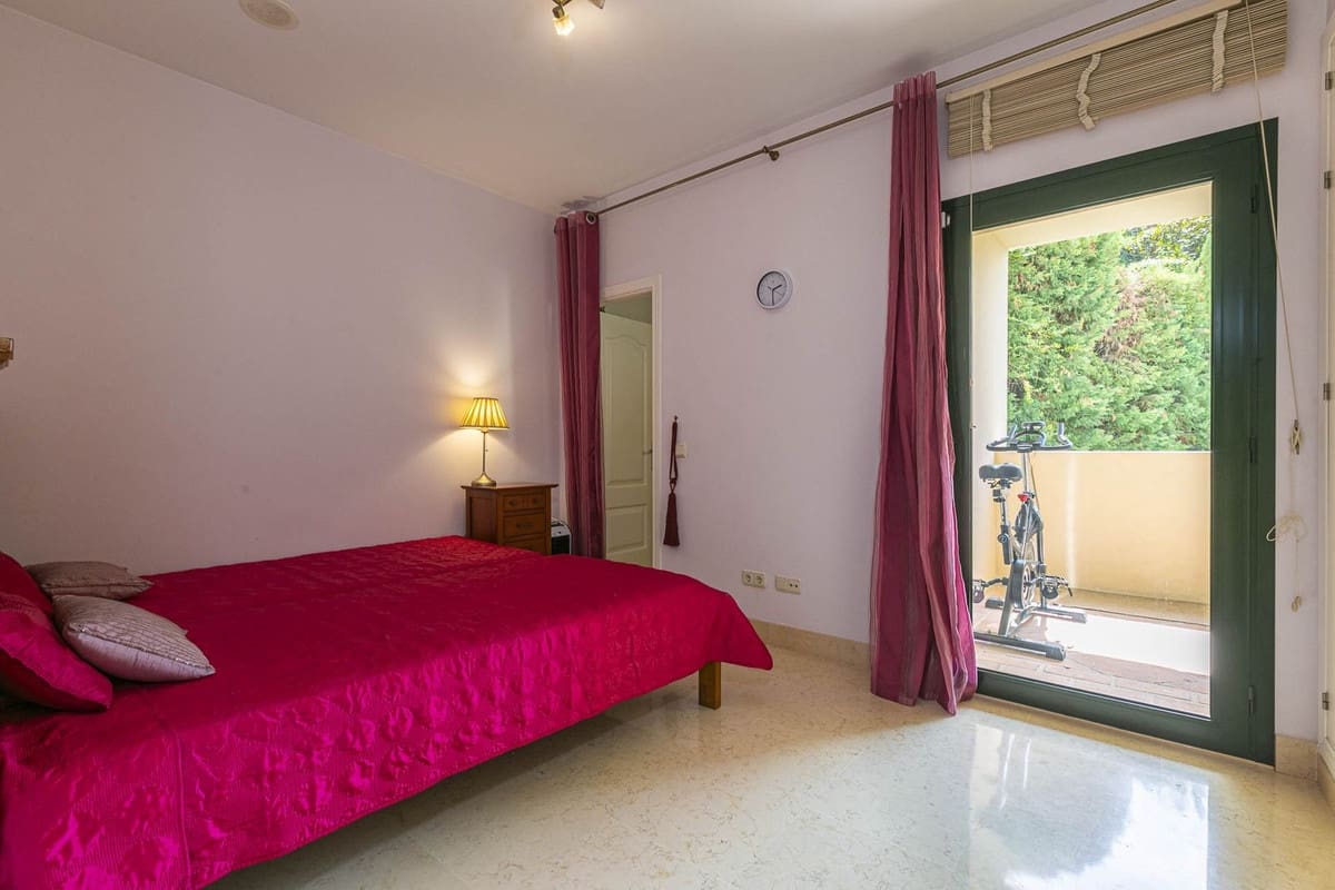 3 soverom Leilighet til salgs i Benahavis med svømmebasseng garasje - € 880 000 (Ref: 9804534)