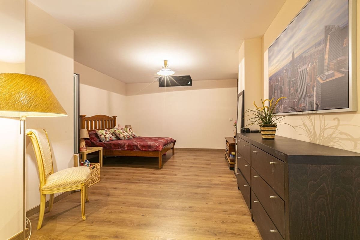 3 soverom Leilighet til salgs i Benahavis med svømmebasseng garasje - € 880 000 (Ref: 9804534)