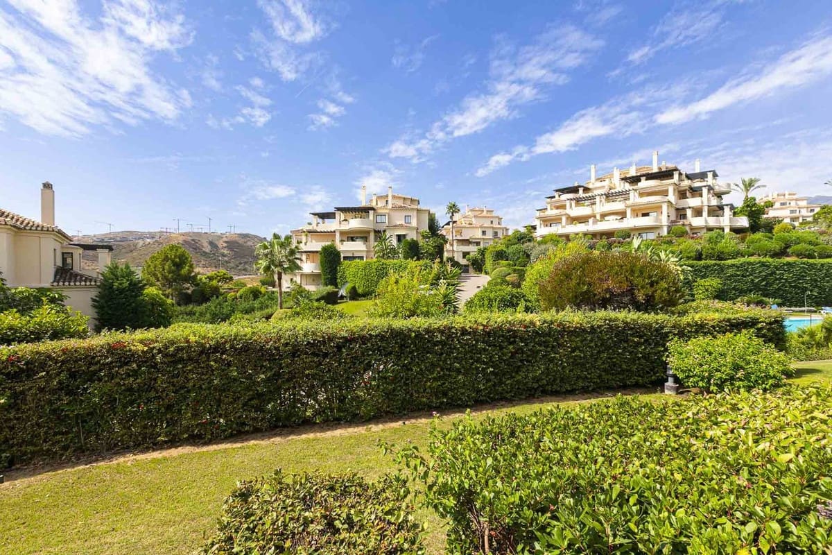 3 soverom Leilighet til salgs i Benahavis med svømmebasseng garasje - € 880 000 (Ref: 9804534)