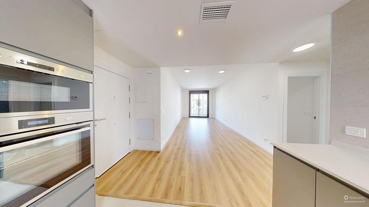 2 bedroom Apartment for rent in Estepona with pool garage - € 1,500 (Ref: 9820670)