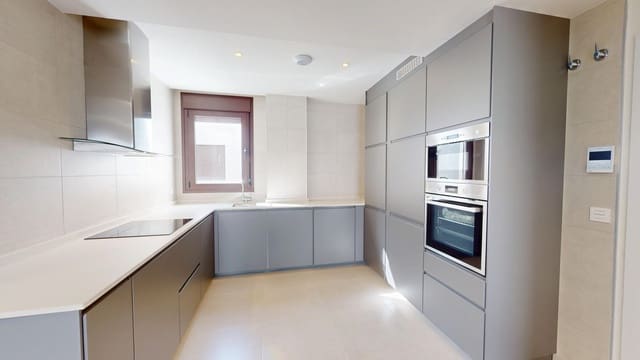 2 sypialnia Apartament do wynajęcia w Estepona z basenem garażem - 1 500 € (Ref: 9820670)