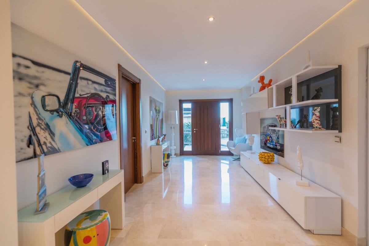 4 soveværelse Villa til salg i Benahavis med swimmingpool garage - € 1.595.000 (Ref: 9829361)