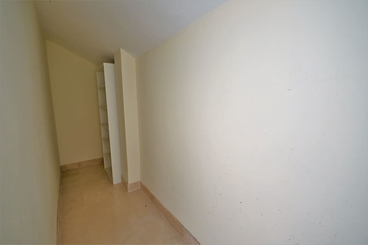 3 bedroom Penthouse for rent in Guadalmina with pool garage - € 2,500 (Ref: 9860280)
