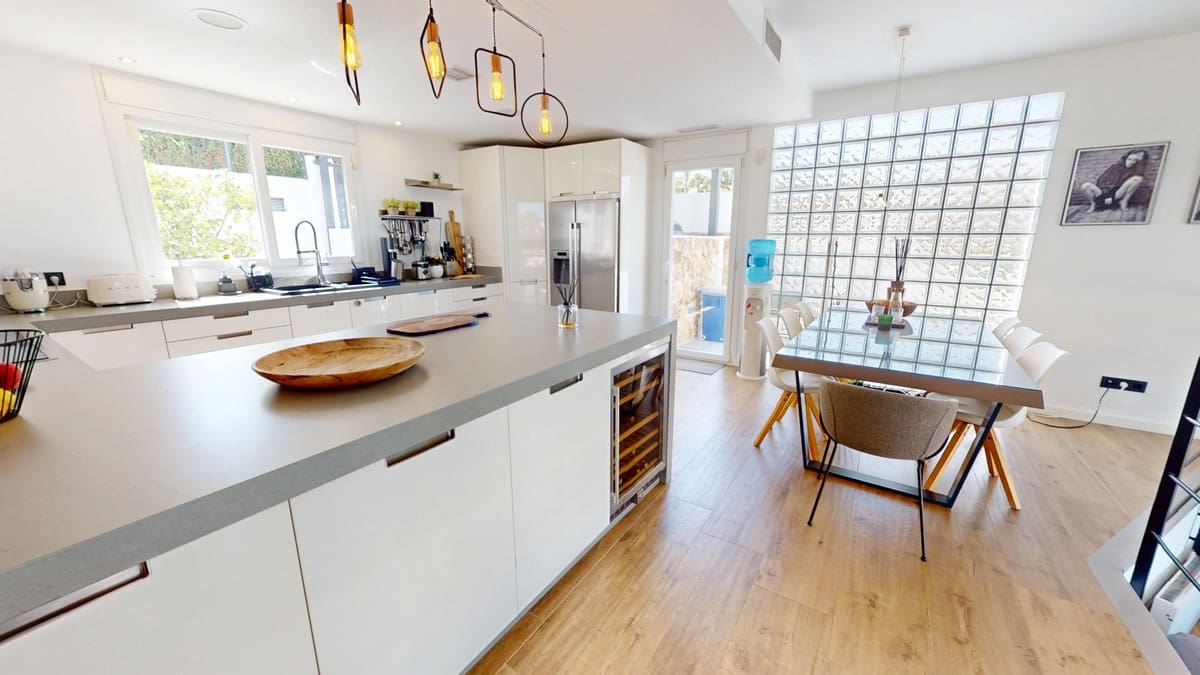 4 chambre Villa/Maison à vendre à San Pedro de Alcantara avec piscine garage - 1 650 000 € (Ref: 9913342)