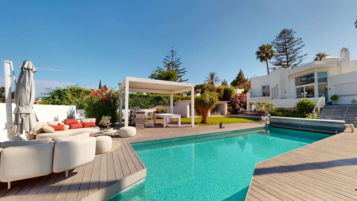 4 chambre Villa/Maison à vendre à San Pedro de Alcantara avec piscine garage - 1 650 000 € (Ref: 9913342)