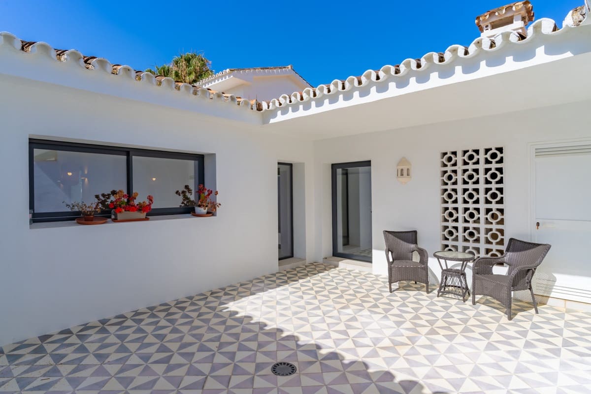 7 sovrum Villa att hyra i Guadalmina med pool garage - 35 000 € (Ref: 9920609)