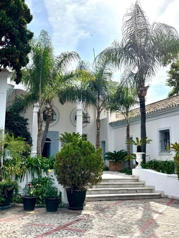 5 bedroom Villa for sale in Guadalmina Baja, Marbella with pool garage - € 16,000,000 (Ref: 9920610)