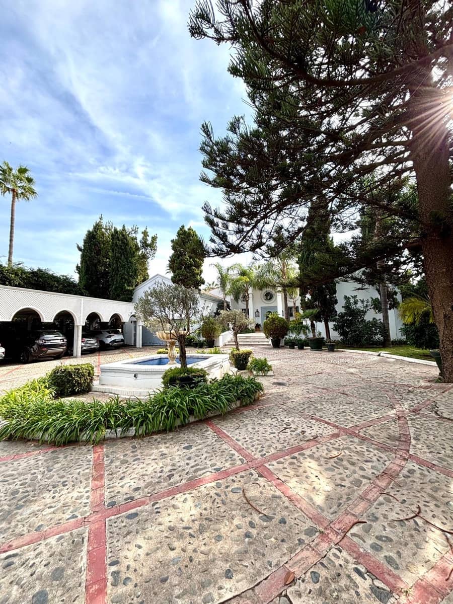 5 sovrum Villa att hyra i Guadalmina med pool garage - 30 000 € (Ref: 9920611)