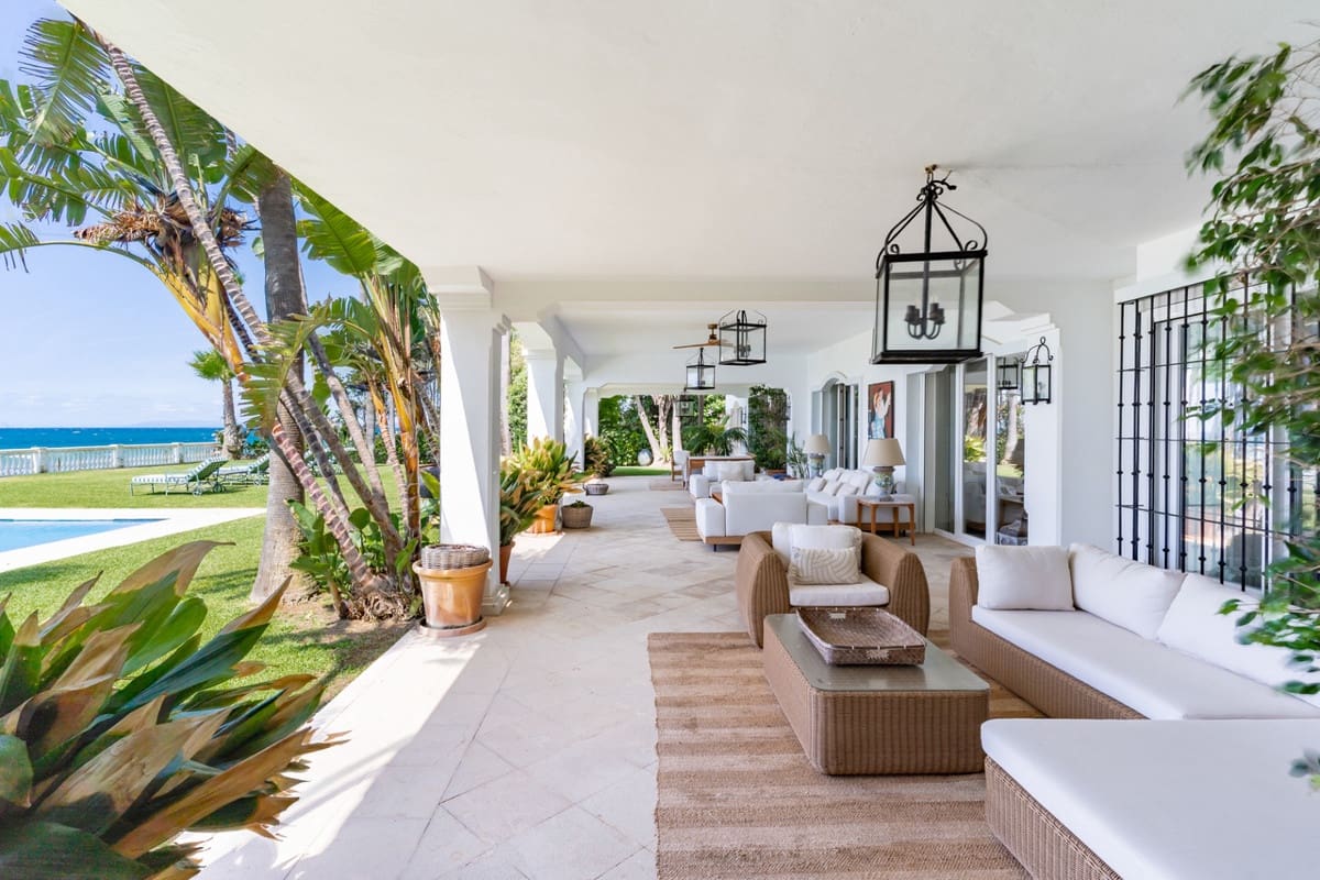 5 slaapkamer Villa te huur in Guadalmina met zwembad garage - € 35.000 (Ref: 9920611)