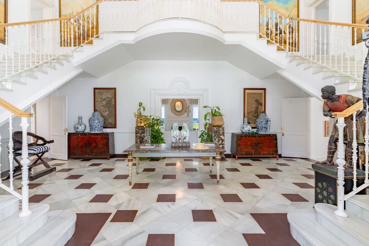5 slaapkamer Villa te huur in Guadalmina met zwembad garage - € 35.000 (Ref: 9920611)
