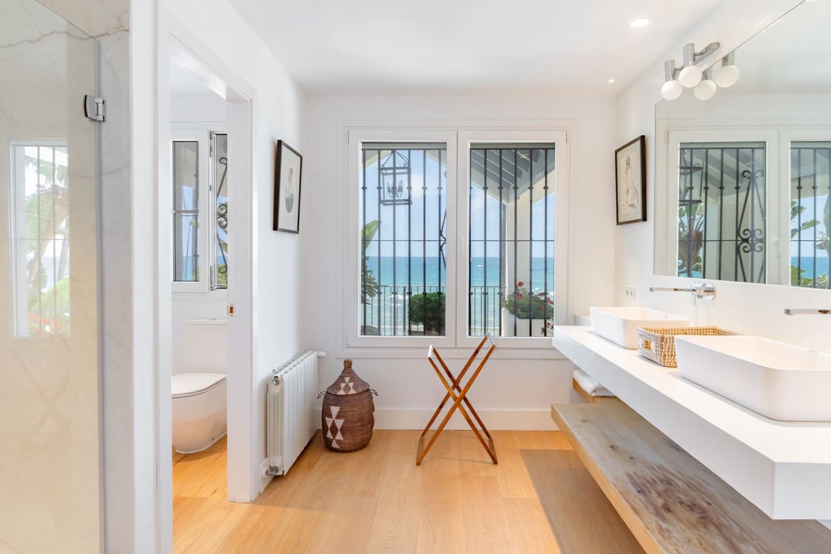 5 slaapkamer Villa te huur in Guadalmina met zwembad garage - € 35.000 (Ref: 9920611)