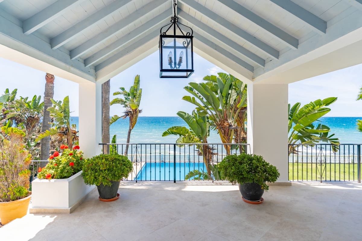 5 slaapkamer Villa te huur in Guadalmina met zwembad garage - € 35.000 (Ref: 9920611)