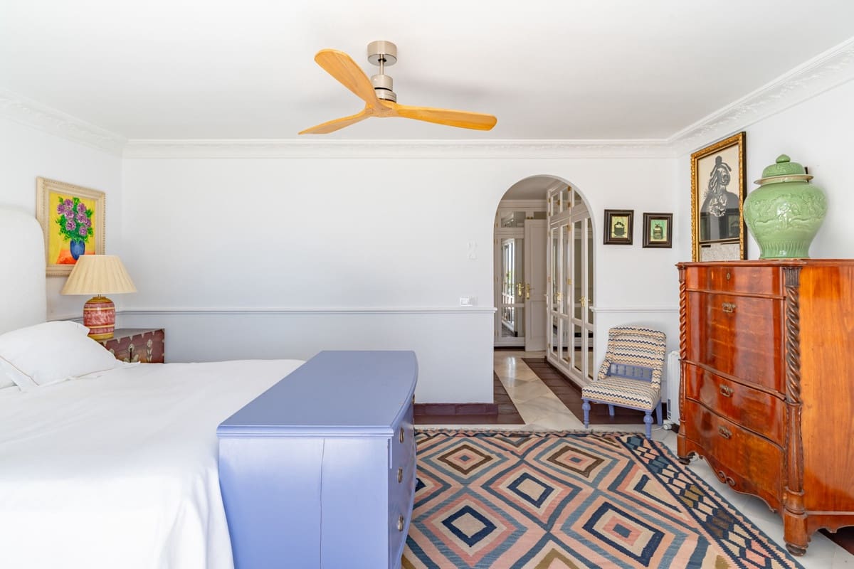 5 slaapkamer Villa te huur in Guadalmina met zwembad garage - € 35.000 (Ref: 9920611)