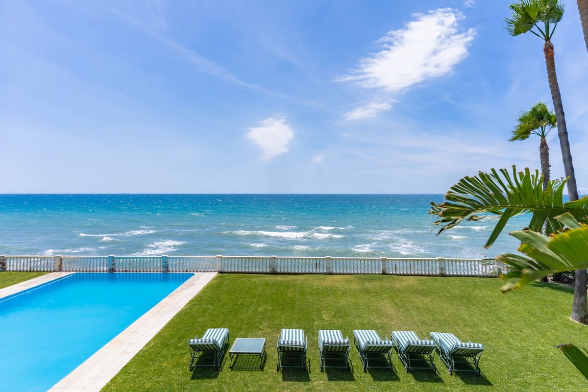 5 slaapkamer Villa te huur in Guadalmina met zwembad garage - € 35.000 (Ref: 9920611)