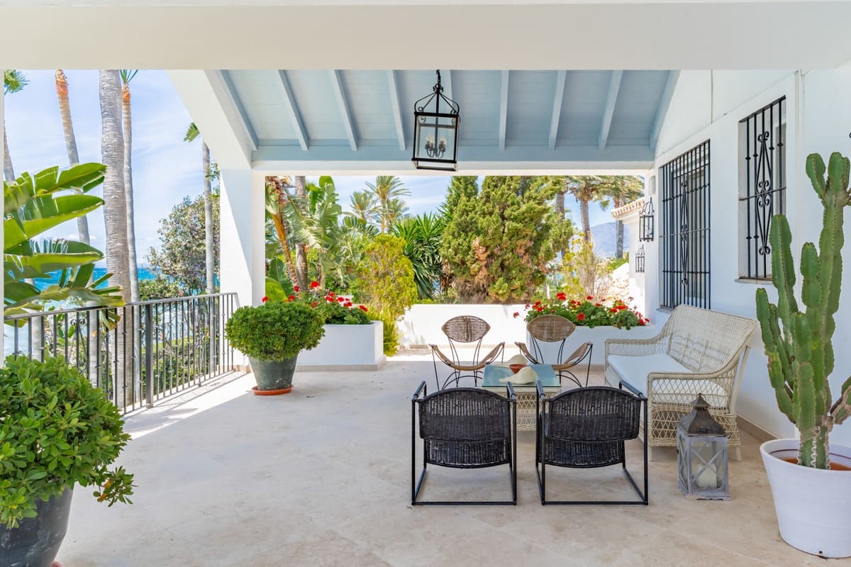 5 slaapkamer Villa te huur in Guadalmina met zwembad garage - € 35.000 (Ref: 9920611)