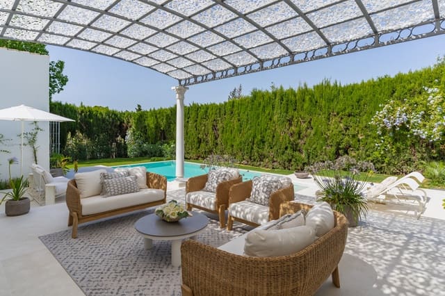3 soveværelse Villa til salg i Guadalmina Alta, Marbella med swimmingpool garage - € 2.750.000 (Ref: 9975596)
