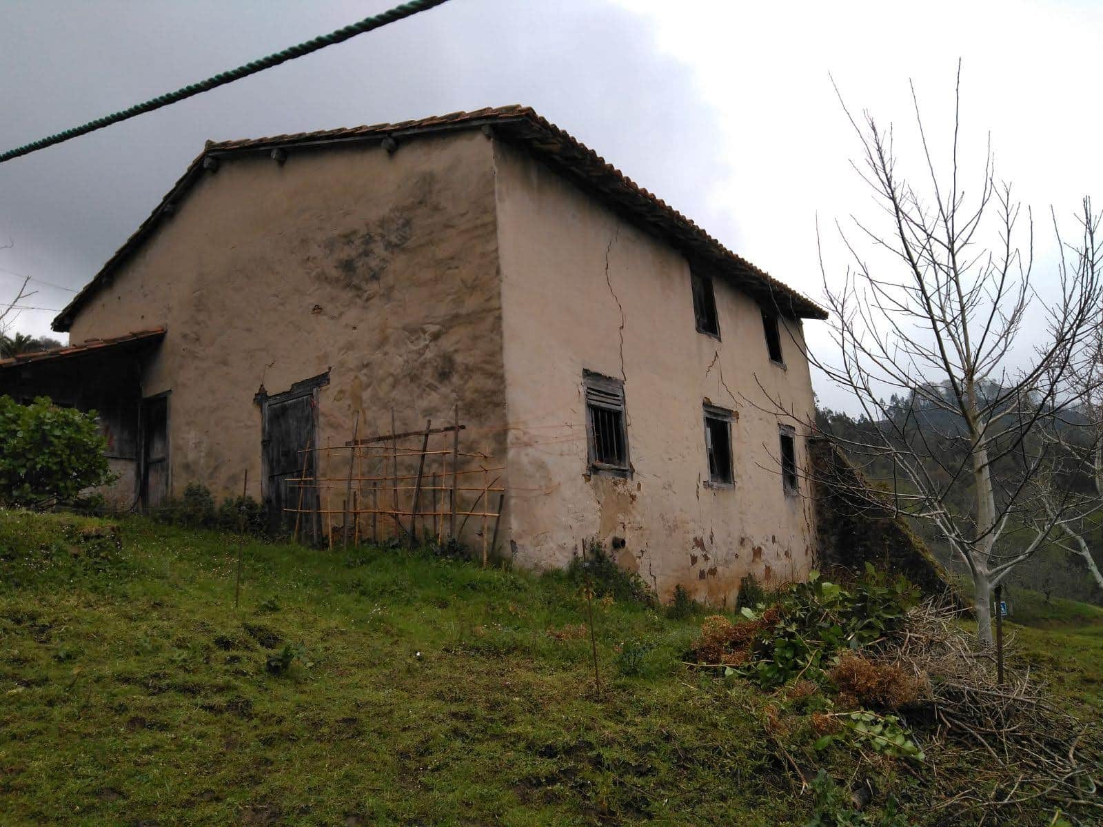 10 soveværelse Villa til salg i Colunga - € 280.000 (Ref: 3481123)