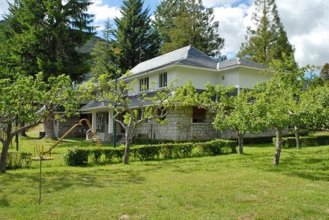45 slaapkamer Finca/Landhuis te koop in Viana do Bolo - € 850.000 (Ref: 4891510)