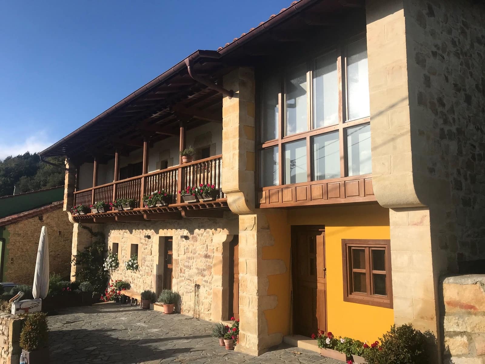 4 soveværelse Finca/Landehus til salg i Llanes - € 499.000 (Ref: 5633236)