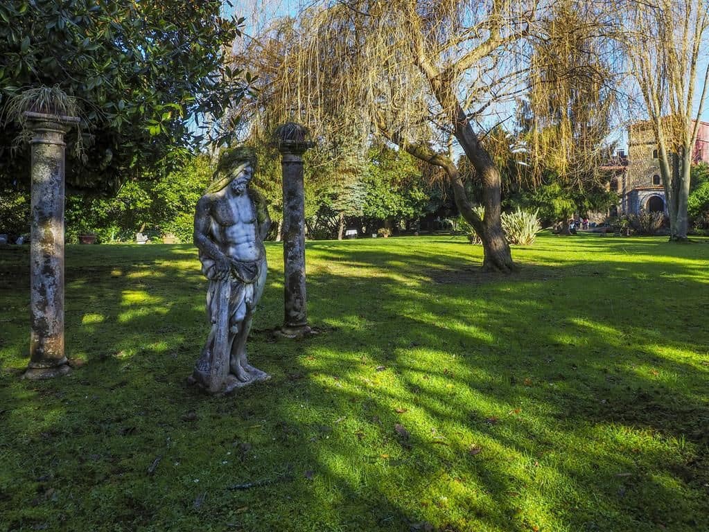 9 soveværelse Finca/Landehus til salg i Oviedo - € 3.250.000 (Ref: 5904841)