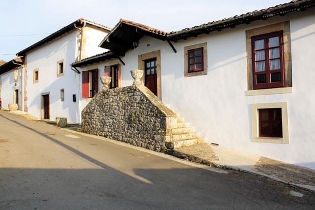 7 chambre Finca/Maison de Campagne à vendre à Villaviciosa - 950 000 € (Ref: 5970938)