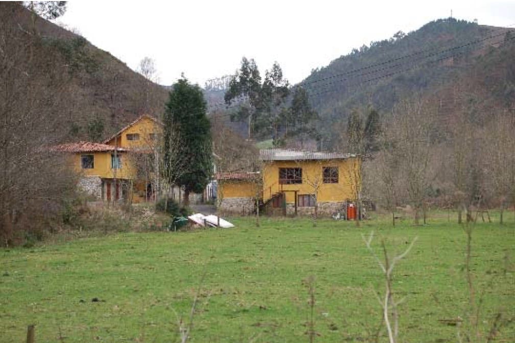 Guesthouse/B & B for sale in Llanes - € 600,000 (Ref: 6111439)
