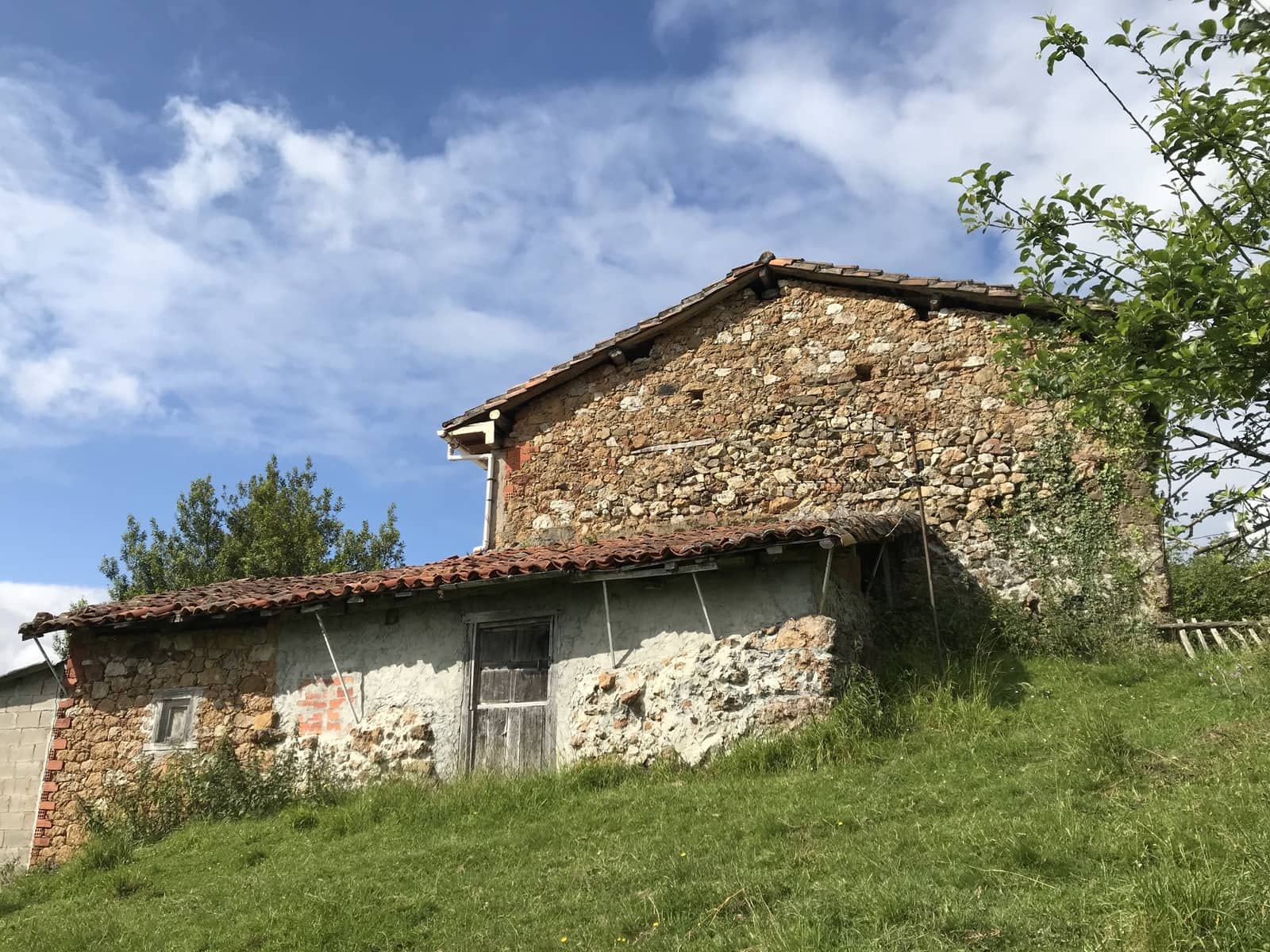 7 soveværelse Finca/Landehus til salg i Infiesto - € 380.000 (Ref: 6401038)