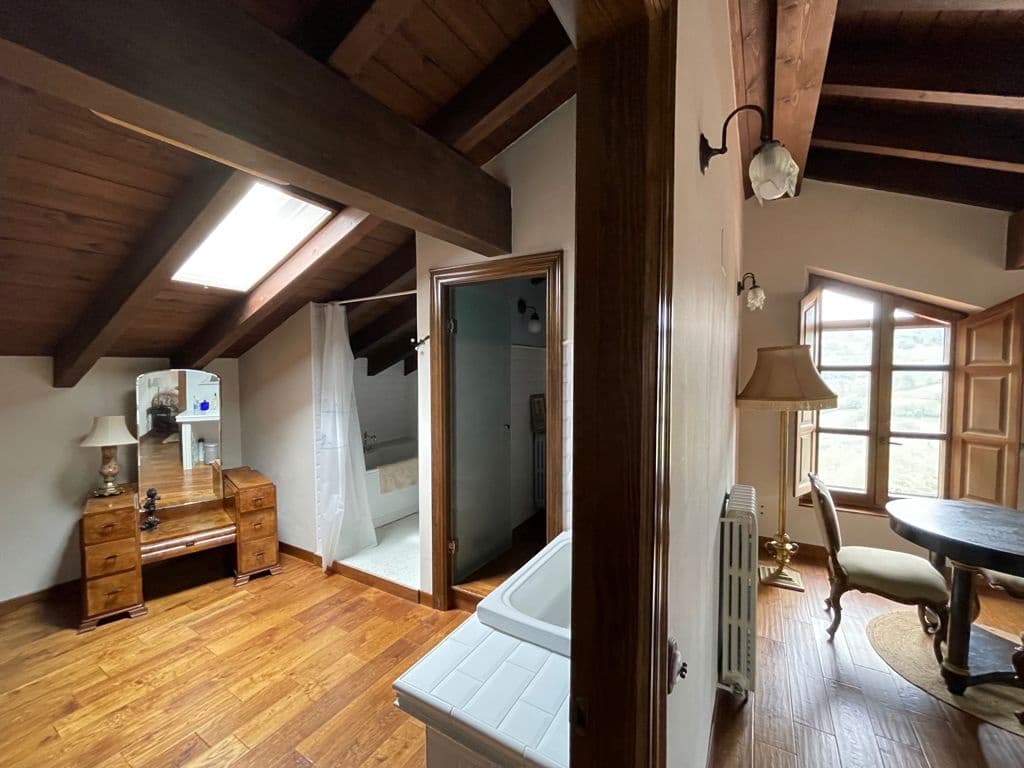 6 slaapkamer Villa te koop in Cabranes - € 624.000 (Ref: 6401039)