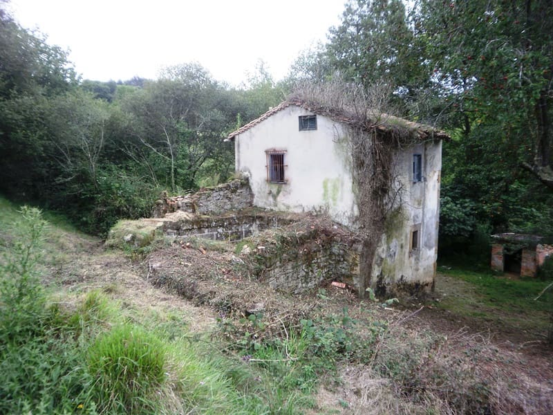 Finca/Landhuis te koop in Panes - € 98.000 (Ref: 725571)