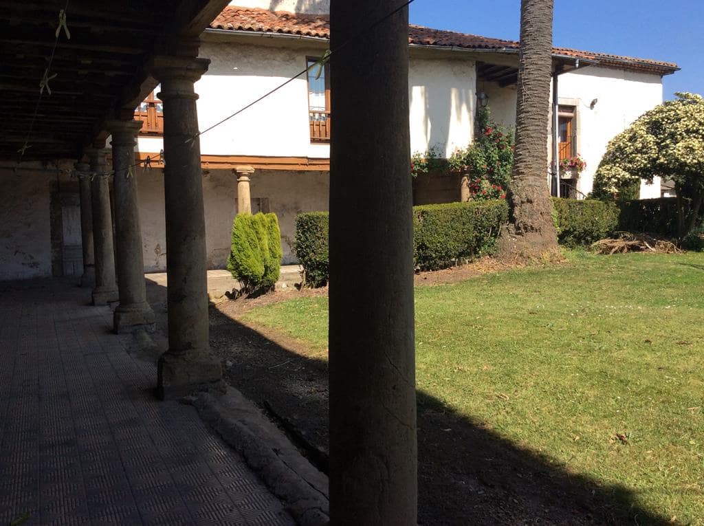 12 soveværelse Finca/Landehus til salg i Carreno - € 550.000 (Ref: 7377170)