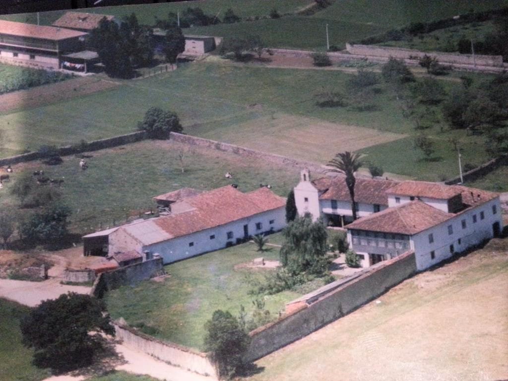 12 soveværelse Finca/Landehus til salg i Carreno - € 550.000 (Ref: 7377170)