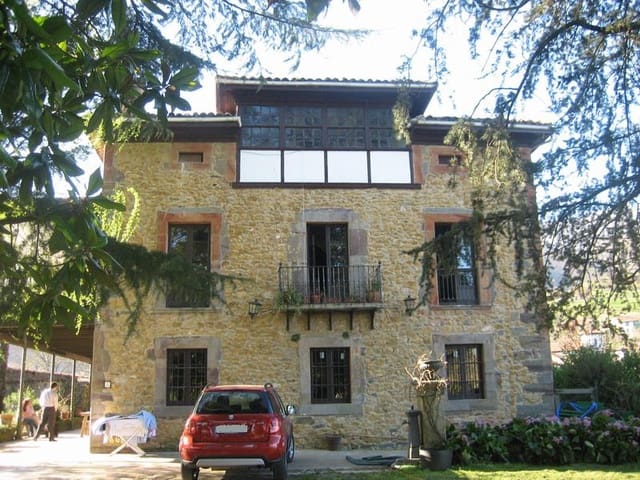 9 soveværelse Finca/Landehus til salg i Parres - € 900.000 (Ref: 7393940)