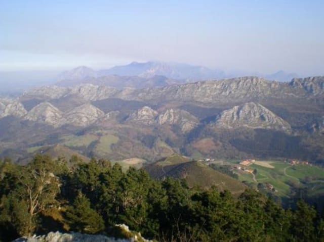 9 soveværelse Finca/Landehus til salg i Parres - € 900.000 (Ref: 7393940)