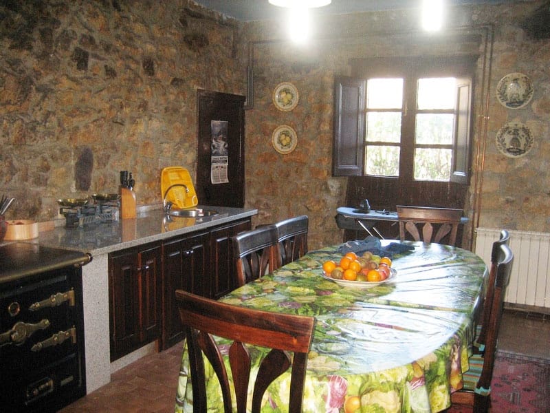 9 soveværelse Finca/Landehus til salg i Parres - € 900.000 (Ref: 7393940)