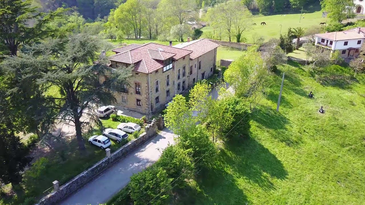 9 soveværelse Finca/Landehus til salg i Parres - € 900.000 (Ref: 7393940)