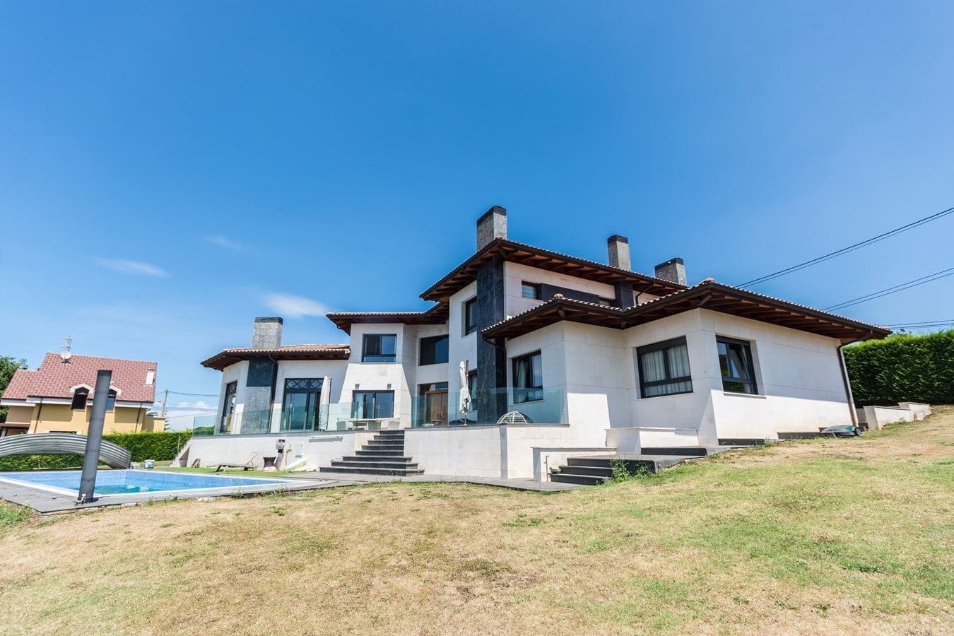 6 soveværelse Villa til salg i Gijon med swimmingpool garage - € 1.750.000 (Ref: 7422627)