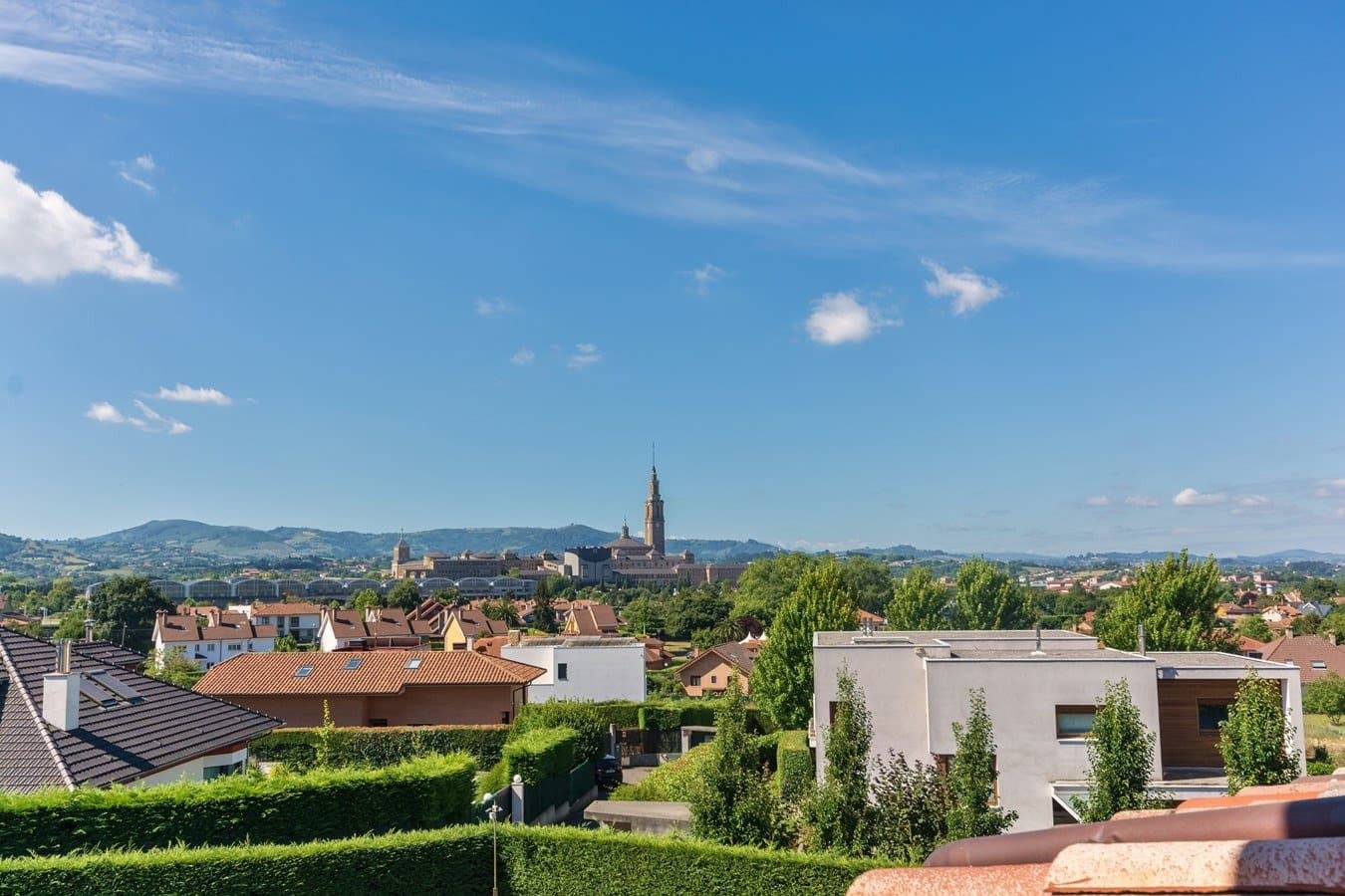 6 soveværelse Villa til salg i Gijon med swimmingpool garage - € 1.750.000 (Ref: 7422627)