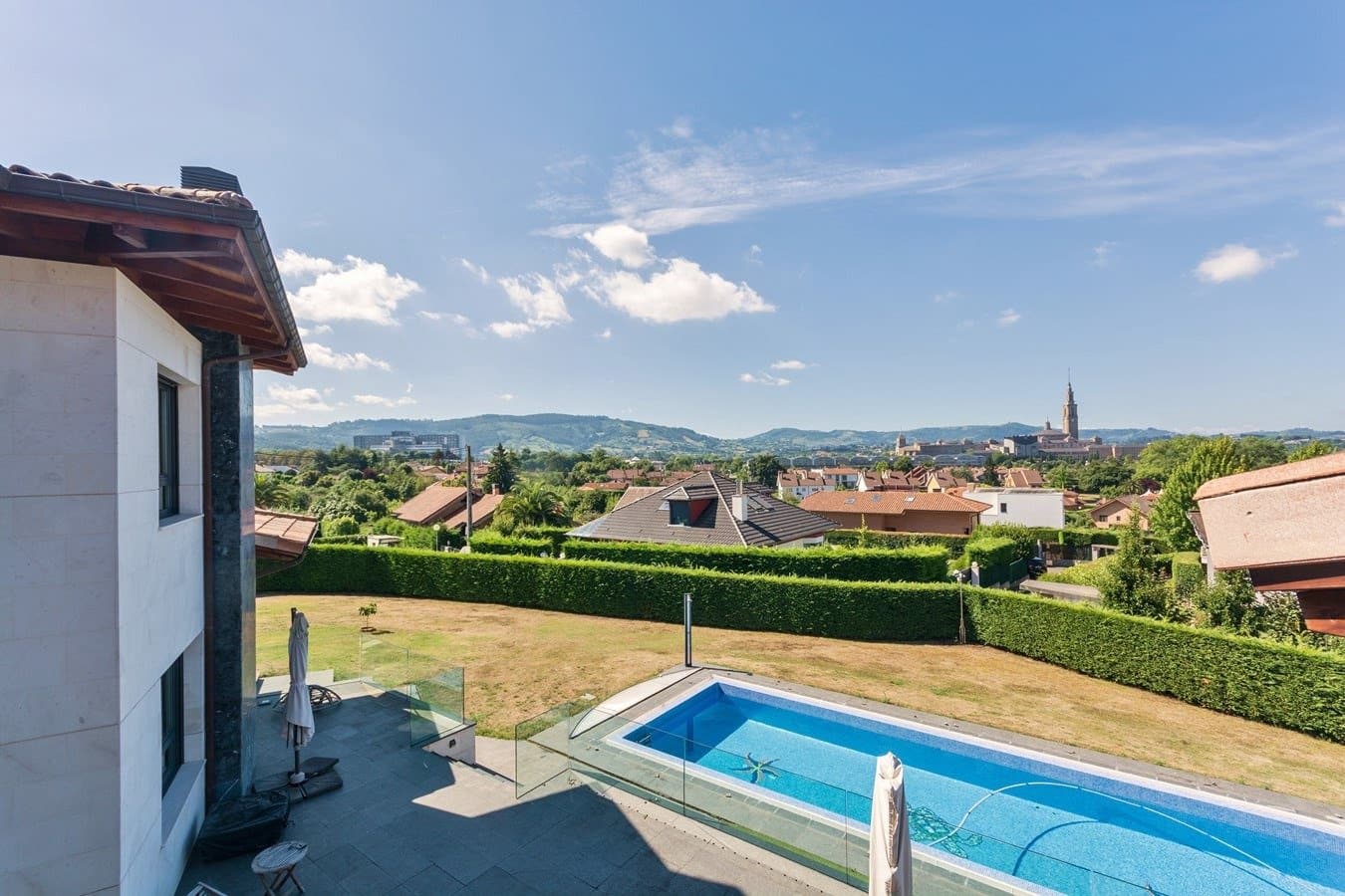 6 soveværelse Villa til salg i Gijon med swimmingpool garage - € 1.750.000 (Ref: 7422627)