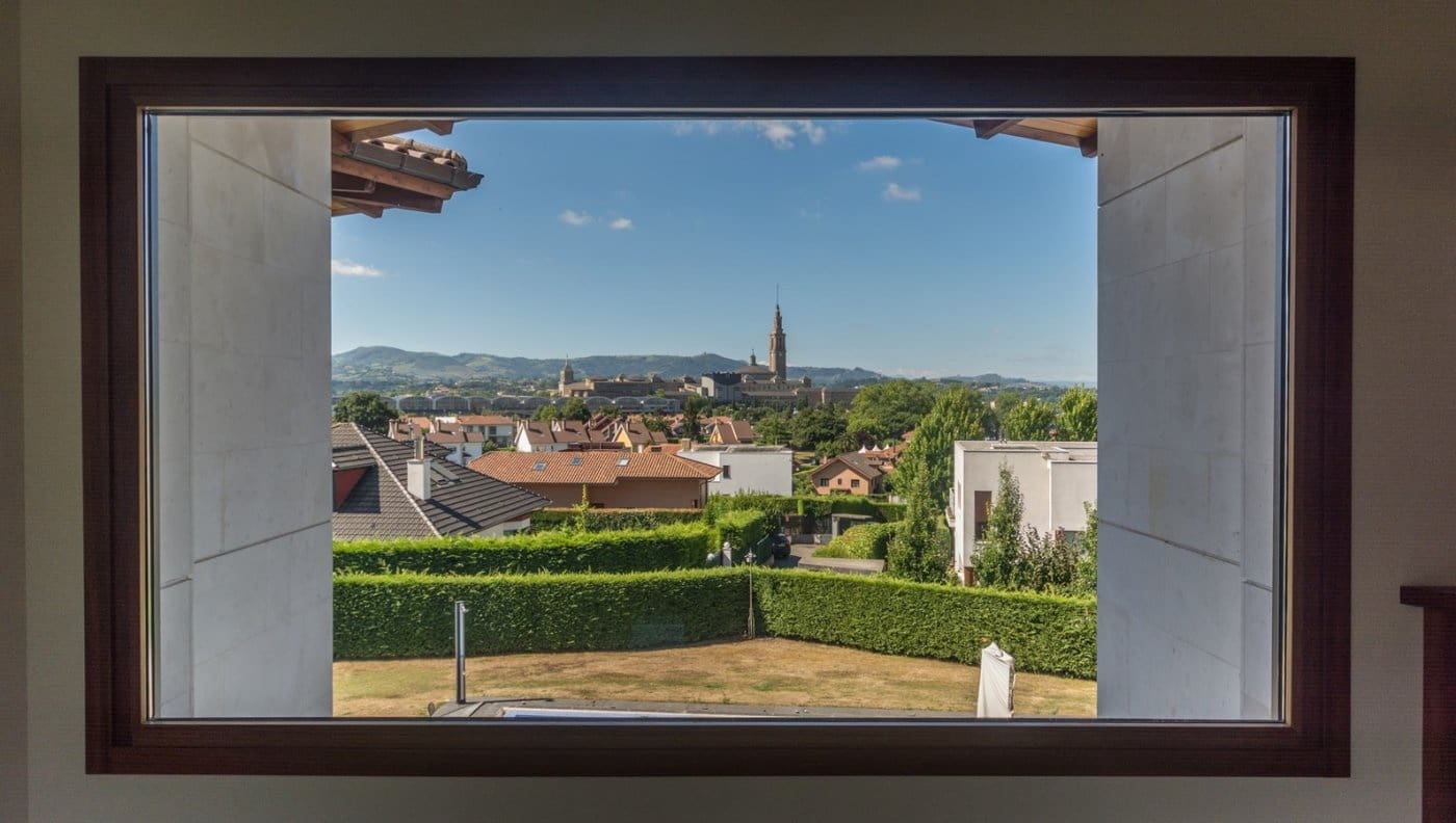 6 soveværelse Villa til salg i Gijon med swimmingpool garage - € 1.750.000 (Ref: 7422627)