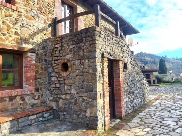 5 quarto Quinta/Casa Rural para venda em Cabranes - 680 000 € (Ref: 7579719)