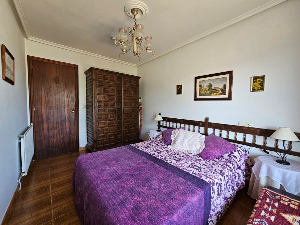 2 soveværelse Semi-Rækkehus til salg i Villaviciosa - € 225.000 (Ref: 7713804)