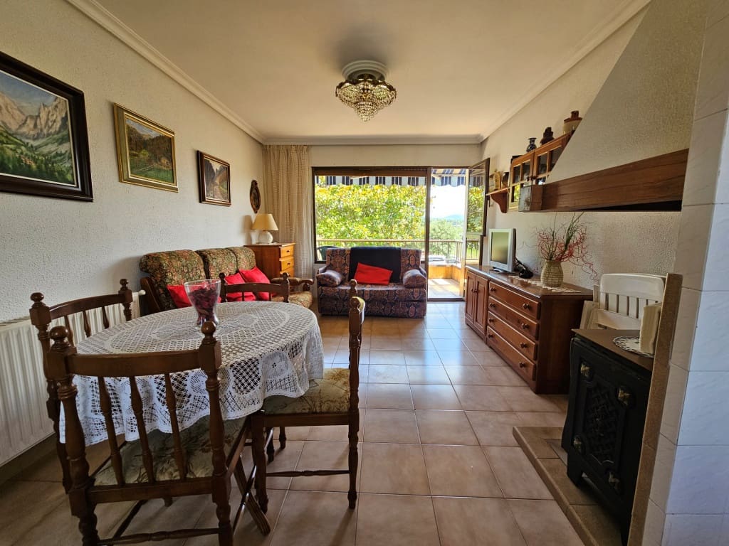 2 soveværelse Semi-Rækkehus til salg i Villaviciosa - € 225.000 (Ref: 7713804)