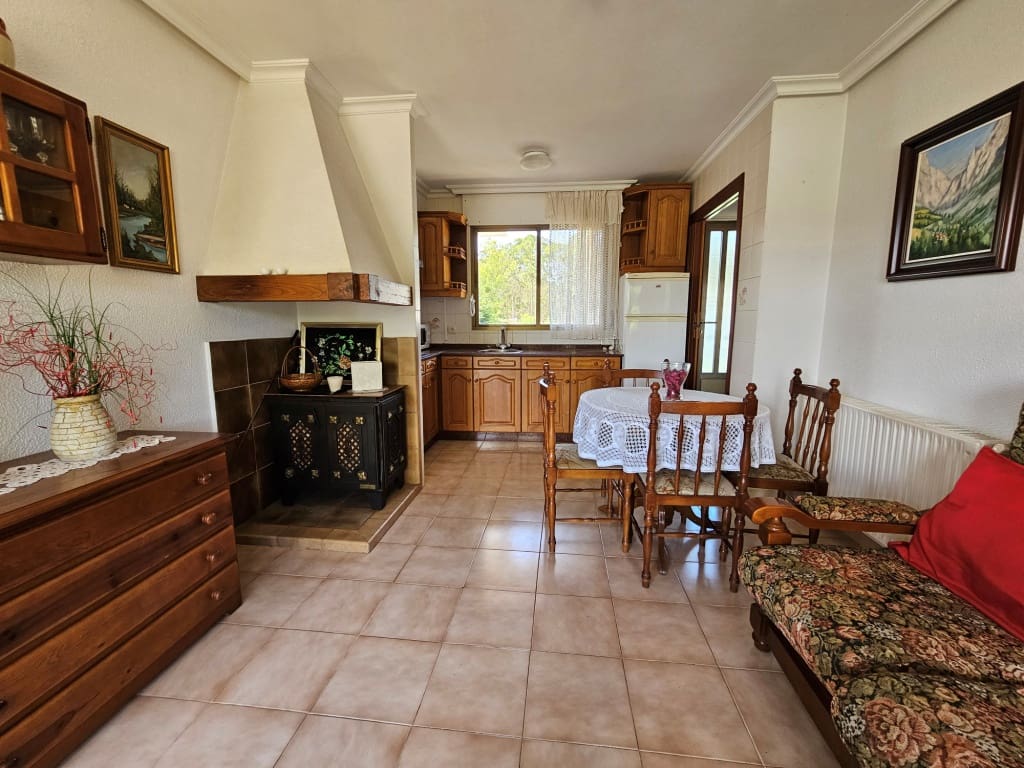 2 soveværelse Semi-Rækkehus til salg i Villaviciosa - € 225.000 (Ref: 7713804)