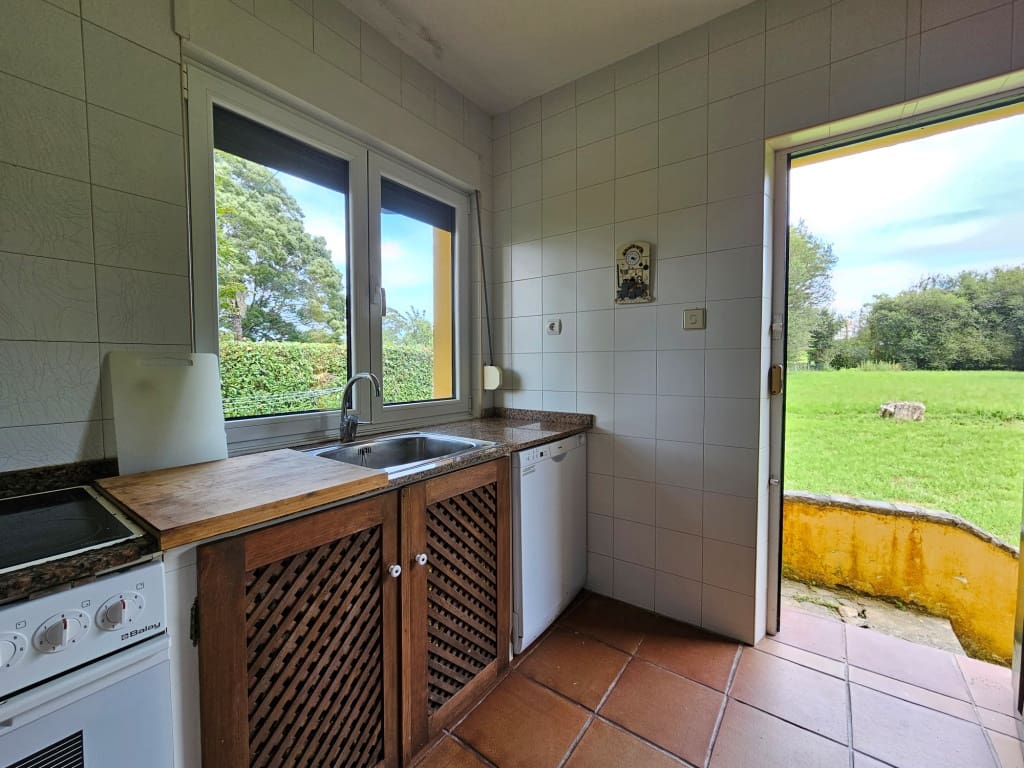 4 soveværelse Villa til salg i Colunga - € 670.000 (Ref: 7713807)